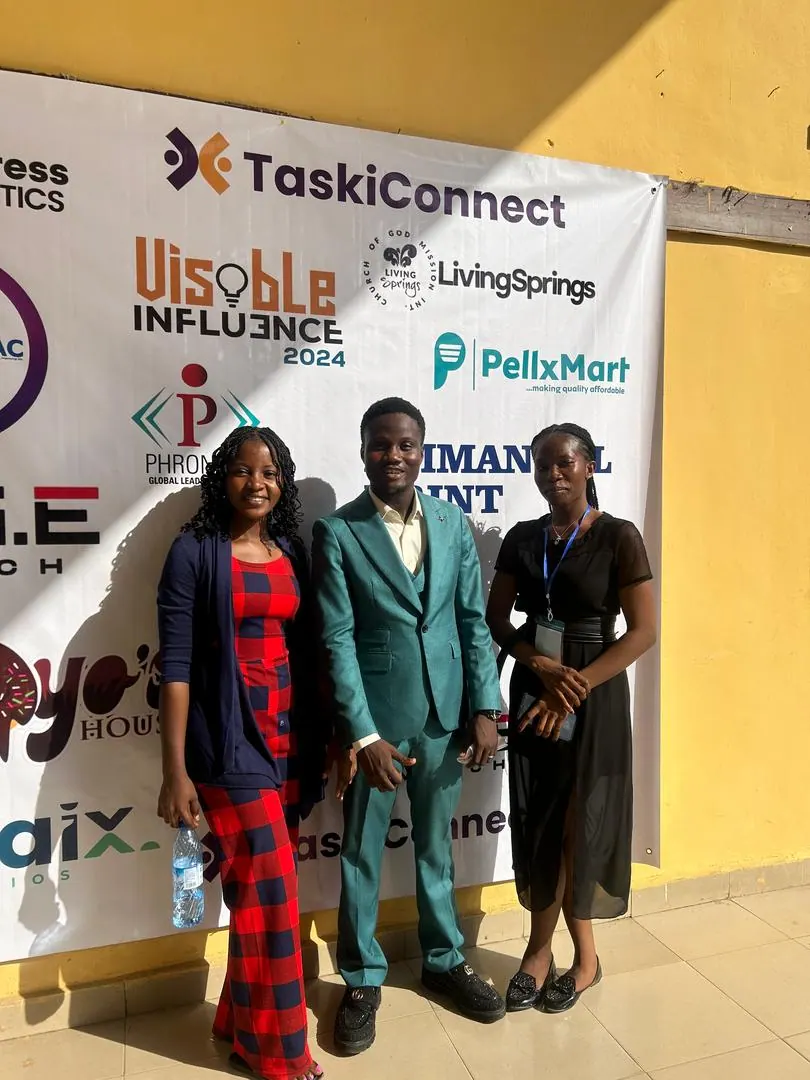 Phronesis community members connecting at an event